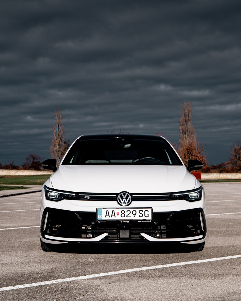 Volkswagen Golf R